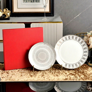 Juego de Vajilla de Porcelana de Lujo con Borde Dorado, 6 Piezas, Diseño Estilo Mariposa Inglesa, Apto para Contacto con Alimentos, para Bodas y Regalos - Product Image 1