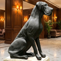 Sculpture géante en bronze d'un grand bouledogue allemand - Création sur mesure grandeur nature avec options personnalisées, sculpture en bronze