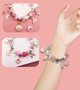 2025 <span class=keywords><strong>Calendario</strong></span> de Adviento de Navidad temática de Navidad DIY encanto joyería pulsera collar hacer Kit para niñas caja de regalo de Navidad Año Nuevo - Product Image 4