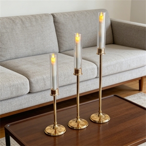 Candelabro Moderno de Acrílico con Baño de Oro para Velas Cónicas, Centro de Mesa para Hogar, Bodas y Fiestas - Product Image 1