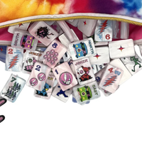 Boutique Classic Rock Ensemble de Mahjong Américain 160 Tuiles Gravées Crâne Éclair Ours Bus Hippie Dos Perlé Cadeau