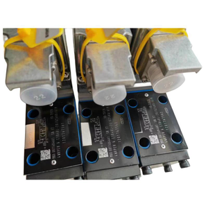 โซลินอยด์ไฮดรอลิก รุ่น 4WRE 4WRA 4WRAE ซีรีส์ 4WRE6 4WRE10 4WRE6V16-21/G24K4/V-822 4WRE6V16-2X/G24K4/V 4WRE10W1-25-2X/G24K4/V - Product Image 1