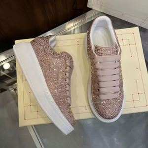 Zapatos de Diseñador de Lujo para Hombre, Plataforma Baja, Retro, Casuales, para Pascua o San Valentín, Zapatos Bajos para Mujer, Completamente Decorados con Diamantes - Product Image 2