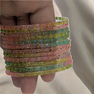 Ensemble de bracelets en résine colorée de style ange avec des points dorés, bijoux ronds faits à la main pour femmes - Product Image 2