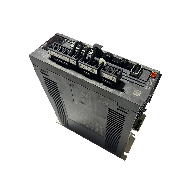 三菱電機　MR-J4-100B 三菱電機 MR-J4-100B サーボアンプ SSCNETIII/H対応 1kW用 三相