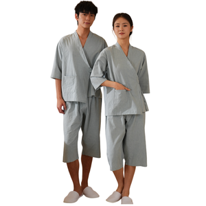 <span class=keywords><strong>เสื้อ</strong></span><span class=keywords><strong>คลุม</strong></span>กิโมโน<span class=keywords><strong>ญี่ปุ่น</strong></span><span class=keywords><strong>ผู้ชาย</strong></span>สีน้ำเงิน ผ้าฝ้าย 100% ยูกาตะ โนราจิ แฟชั่นลำลอง น้ำหนักเบา เปิดด้านหน้า - Product Image 1