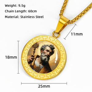 GIVELUCK Medaglia di San Pietro in Acciaio Inox con Resina, Ciondolo Cristiano Personalizzabile con Logo Inciso, Collana Placcata Oro 18K - Product Image 2