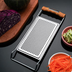 Vendita Diretta dalla Fabbrica: <span class=keywords><strong>Grattugia</strong></span> Manuale 3-in-1 in Acciaio Inox, Affettatrice per <span class=keywords><strong>Verdure</strong></span>/Formaggio/Patate, Utensile Multifunzionale Moderno per Casa e Hotel - Product Image 3