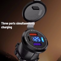 12V/24V Çift USB Tip-C 3 Portlu Araç Şarj Soketi Tekne Bisikleti için Voltmetreli Su Geçirmez