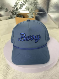 Casquette de golf marine personnalisée brodée, casquette de sport 5 panneaux avec visière incurvée et cordon, en tissu imperméable, style baseball - Product Image 1