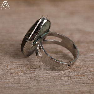 Flash <strong>Labradorite</strong> Silver <strong>Ring</strong> , Freeform Drop Shape Band , Fashion Gift - Product Image 6