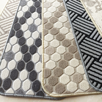 Tapis de marche d'escalier moderne en polyester jacquard 340g, motif personnalisé, avec dos antidérapant en caoutchouc, écologique, pour la sécurité des escaliers domestiques