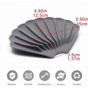 15 X 12.5CM Anti-slip Shell Shape Soap Storage Holder for Soap Storage Plate Tray Silicone Soapbox Holder Shell Soap Dish - Product Image 2