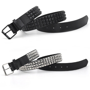 Nouvelle <span class=keywords><strong>ceinture</strong></span> tendance 2026 <span class=keywords><strong>en</strong></span> PU pour <span class=keywords><strong>femme</strong></span>, style punk rock, avec <span class=keywords><strong>perles</strong></span> carrées, rivets et double boucle réglable, pour un look hip-hop. - Product Image 5