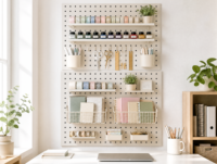 Organisateur de salle d'artisanat professionnel, panneau mural en métal robuste avec crochets et étagères pour fournitures de papeterie et d'art