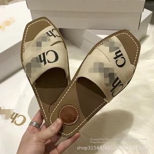 Famiglia piatta per ciabatte da <span class=keywords><strong>donna</strong></span> sandali da <span class=keywords><strong>donna</strong></span> con una sola parola in stile francese con vendita calda scarpe da spiaggia all'ingrosso - Product Image 3