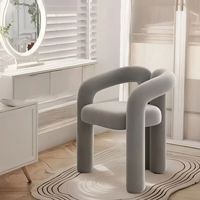 Chaise de salle à manger scandinave contemporaine en velours crème avec structure en acier, mobilier moderne pour chambre à coucher et maison