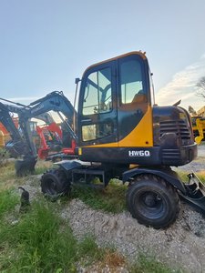 Excavadora Hidráulica Hyundai HW60 Usada de 6 Toneladas de Alta Calidad con Motor, Caja de Cambios y Engranajes - Capacidad de Cucharón de 0.21m - Product Image 6