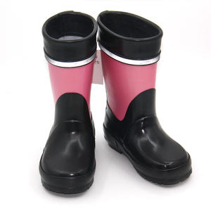 Bottes de pluie en caoutchouc imperméables de dessin animé recyclables jetables légères pour les enfants unisexe bébé âge été/hiver conception <span class=keywords><strong>pas</strong></span> <span class=keywords><strong>cher</strong></span> - Product Image 1