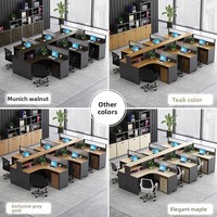 Ensemble de bureaux minimalistes blancs pour employés avec cloison en PVC et rangement intégré, adapté à quatre à six personnes