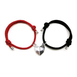 Jual Panas Gelang Pasangan Tali Tahan Lama Buatan Tangan Modis Gelang Pasangan <span class=keywords><strong>Magnet</strong></span> Setengah Cinta Hati untuk Pasangan/Teman Terbaik - Product Image 1