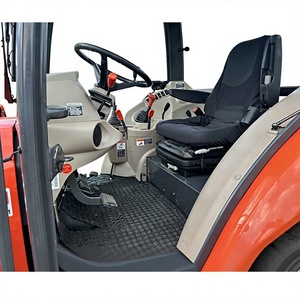 รถแทรกเตอร์การเกษตร M7040 4x4 4WD 67 แรงม้า มือสอง ใช้งานน้อย ขาย - Product Image 2