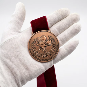 Médaille de championnat d'arts martiaux en bronze antique personnalisée avec relief de lancer de judo pour les <span class=keywords><strong>dojo</strong></span>, les fédérations et les organisateurs de tournois - Product Image 4