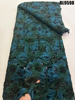 Prix de gros Tissu de dentelle de luxe perlé brodé en tulle avec sequins pour robes de mariée des Philippines