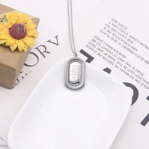 Collar deportivo de acero inoxidable al por mayor con colgante giratorio con mancuernas chapado en oro joyería inspirada en el grabado para bodas - Product Image 5