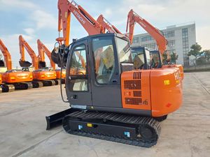 Miniexcavadora Hitachi 60C de 5.4 toneladas, excavadora compacta de cadenas usada para construcción, excavadora usada para trabajos agrícolas. - Product Image 1