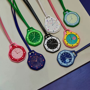 Montre de poche octogonale CILOA avec cordon en cuir, plusieurs options de couleurs, montre suspendue décontractée - Product Image 1