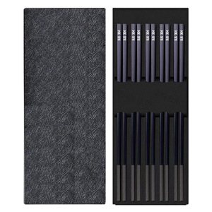 ตะเกียบสแตนเลส 304 ชุบไทเทเนียมสีสันสดใส ชุดสี่เหลี่ยม 12 ชิ้น ดีไซน์สร้างสรรค์สำหรับผู้ใหญ่ - Product Image 4