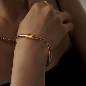 14K PVD Gold Plated High-Polish <b>Mirror</b> Finish Stainless Steel <b>Irregular</b> Fashion Bracelet Exquisite Cuff Design - Product Image 1