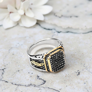 Bague Dominante pour Homme en Acier Inoxydable Bague Moulée en Onyx Noir Rétro Européen et Américain Personnalisée Commerce Extérieur pour Homme - Product Image 2