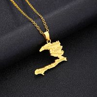 Collier chaîne avec carte de l'Haïti émaillée, en acier inoxydable plaqué or 18 carats, pendentif carte de l'Haïti avec drapeau national émaillé