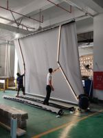 Auvent rétractable motorisé robuste pour l'extérieur avec lumière LED Cadre mural en alliage d'aluminium Abri à ouverture automatique
