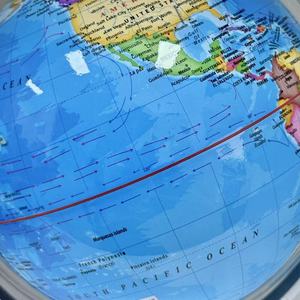 Globo Terrestre Politico Blu 8 Pollici in Plastica Trasparente con Mappa dell'Oceano, Supporto ABS Rotante/Scrivibile/Cancellabile, Educativo da Scrivania - Product Image 3
