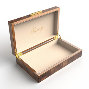 Boîte à chocolat en bois de <span class=keywords><strong>luxe</strong></span> artisanale exquise Boîte cadeau en bois Boîte à chocolat personnalisée pour les boutiques gastronomiques et les marques haut de gamme - Product Image 3