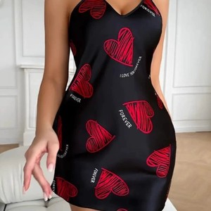 Abito <span class=keywords><strong>da</strong></span> Notte Estivo per <span class=keywords><strong>Donna</strong></span> in Raso Rosso con Stampa Love, Traspirante, Liscio, Casual, Scollo a V, Schiena Scoperta, Lunghezza al Ginocchio, per San Valentino - Product Image 1