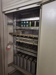 <span class=keywords><strong>GGJ</strong></span> tùy chỉnh điện áp thấp hộp phân phối thông minh bồi thường thiết bị điện thiết bị đóng cắt - Product Image 6