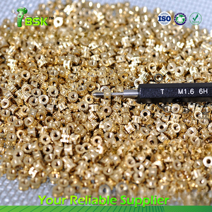 صمولة مصنوعة من النحاس الأصفر تذوب بالحرارة M2 M3 M4 M5 M6 M8 M10 صواميل ملولبة للبلاستيك - Product Image 2