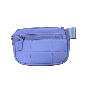 <span class=keywords><strong>กระเป๋า</strong></span>สตางค์แบบคล้องมือสำหรับผู้หญิง <span class=keywords><strong>กระเป๋า</strong></span>ไนลอนแบบเย็บลายพร้อมระบบป้องกัน RFID มีช่องซิป 3 ช่อง สำหรับใส่โทรศัพท์และของใช้สำหรับการเดินทาง - Product Image 4