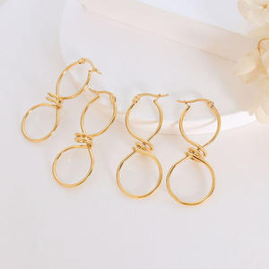 Orecchini a Forma di 8 in Acciaio Inossidabile Placcato Oro 18K per Donna, Vendita Calda - Product Image 2