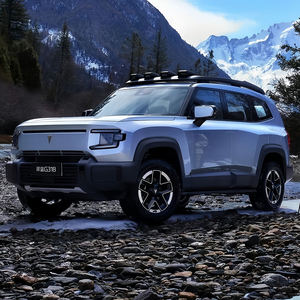 Changan G318 <span class=keywords><strong>SUV</strong></span> Híbrido Eléctrico 4x4 Deepal <span class=keywords><strong>de</strong></span> 5 Puertas y 5 Asientos, Vehículo <span class=keywords><strong>de</strong></span> Nueva Tecnología Energética, Dimensiones 5010x1985x1960 - Product Image 4