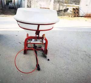 500L toma de fuerza del tractor de un solo disco fertilizante esparcidor de sal estabilizador - Product Image 2