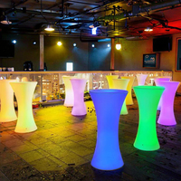 Kursi meja LED bentuk bulat Modern, furnitur Cocktail ringan untuk restoran luar ruangan pesta pernikahan Kelab Malam