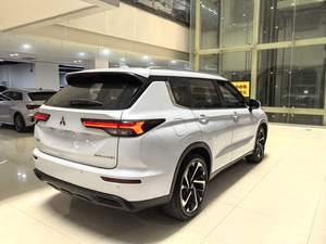 <span class=keywords><strong>Mitsubishi</strong></span> <span class=keywords><strong>Outlander</strong></span> 2023, Auto Usado, SUV de <span class=keywords><strong>Segunda</strong></span> <span class=keywords><strong>Mano</strong></span>, 1.5T CVT AWD 280Nm, 5 Asientos, para Venta al por Mayor a Concesionarios - Product Image 4