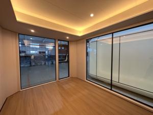 現代的なファッションの豪華なスチールカプセルプレハブ倉庫住宅、迅速な設置とインテリジェントシステムを備えています - Product Image 2