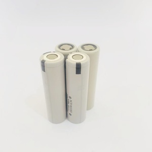 แบตเตอรี่ลิเธียมแบบชาร์จได้ 18650 3.7v รุ่น <span class=keywords><strong>18650BD</strong></span> ความจุ 3200mah สำหรับไฟฉาย หุ่นยนต์ และระบบกักเก็บพลังงาน - Product Image 3