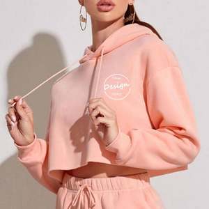 OEM Pull à capuche décontracté personnalisé surdimensionné pour femme en éponge française Pull à épaules tombantes Broderie à ourlet brut Haut court à capuche uni pour femmes - Product Image 4